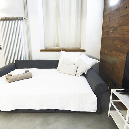 Alessia'S Flat - Mac Mahon Lägenhet Milano Exteriör bild